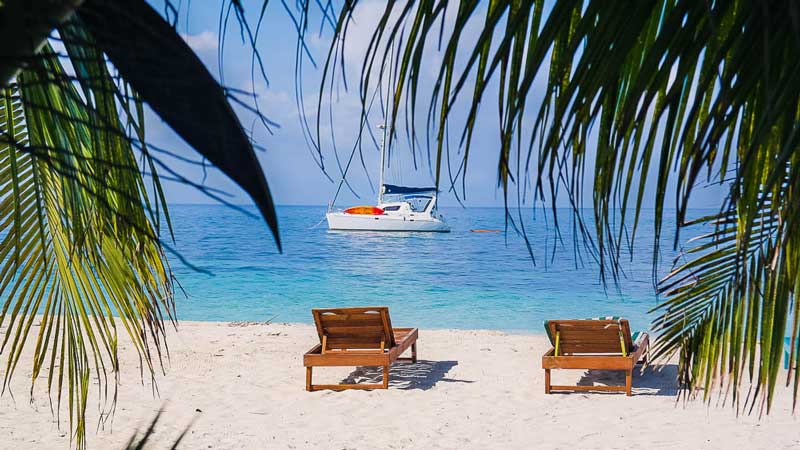 Yacht charter blog - catamaran catatonic