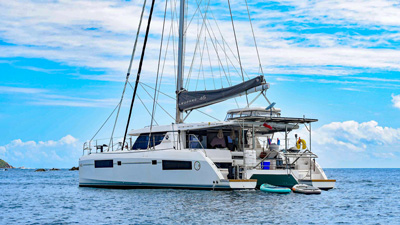 Yacht charter blog - Catamaran SISU